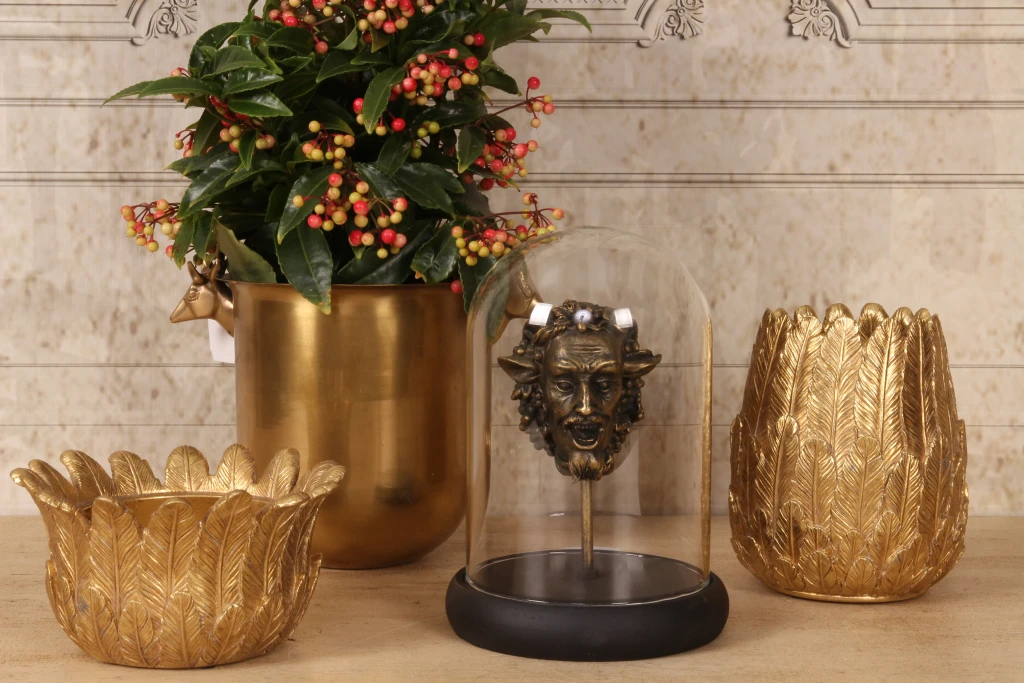 Bacchus-figuuri lasikupin kanssa - kulta - 23 cm - taideharsosta