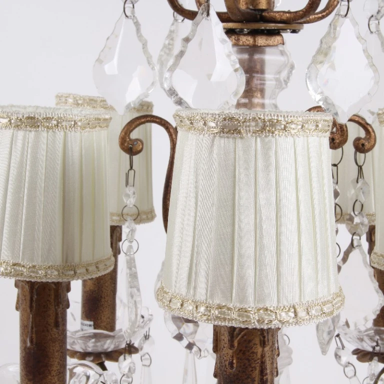 Victorian Mini -klipsilamppunvarjostin - 8 cm - kerma värinen - kangas